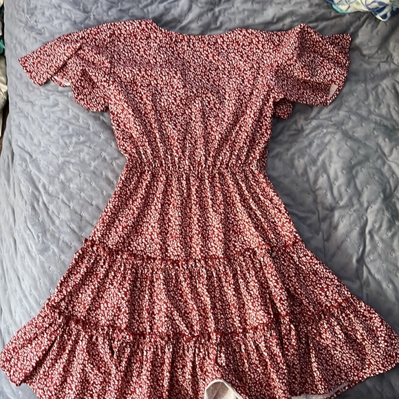 SHEIN dress, size xs and it’s red and white - Picture 2 of 2